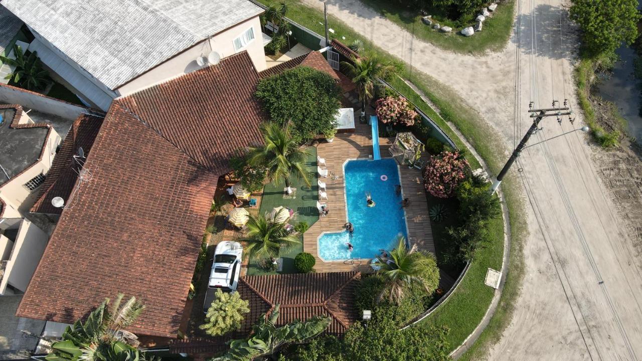 Virginia Inn Guaruja